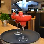 Aateli Lakeside 4*