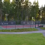 Aateli Lakeside 4*