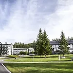 Aateli Lakeside 酒店