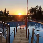 Aateli Lakeside 4*