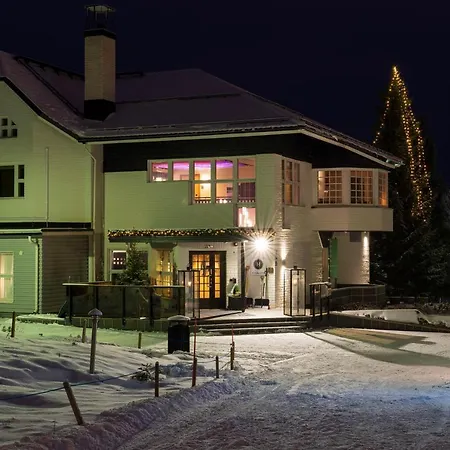 Hotel Aateli Lakeside 4*