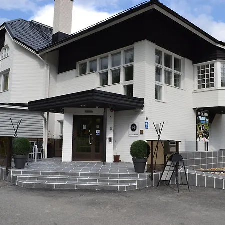 Aateli Lakeside Hotel 4*