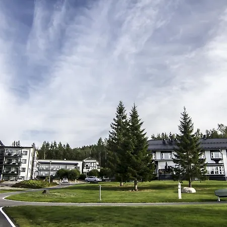 Hotel Aateli Lakeside 4*