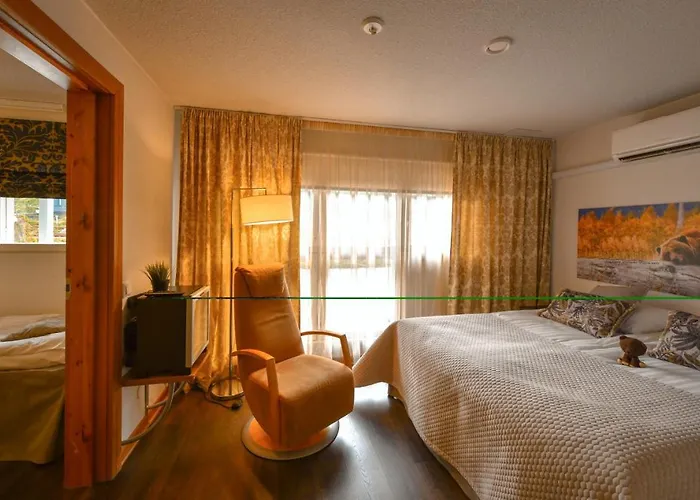 Aateli Lakeside Hotelli 4*