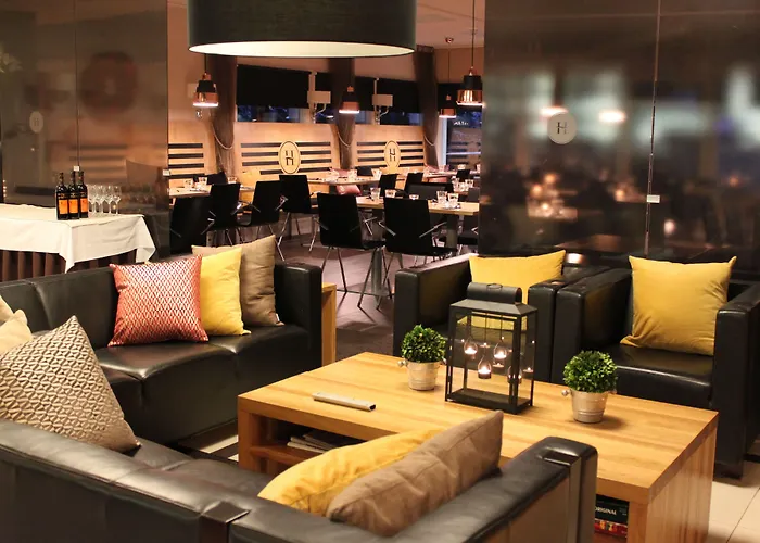 Aateli Lakeside Hotelli 4*